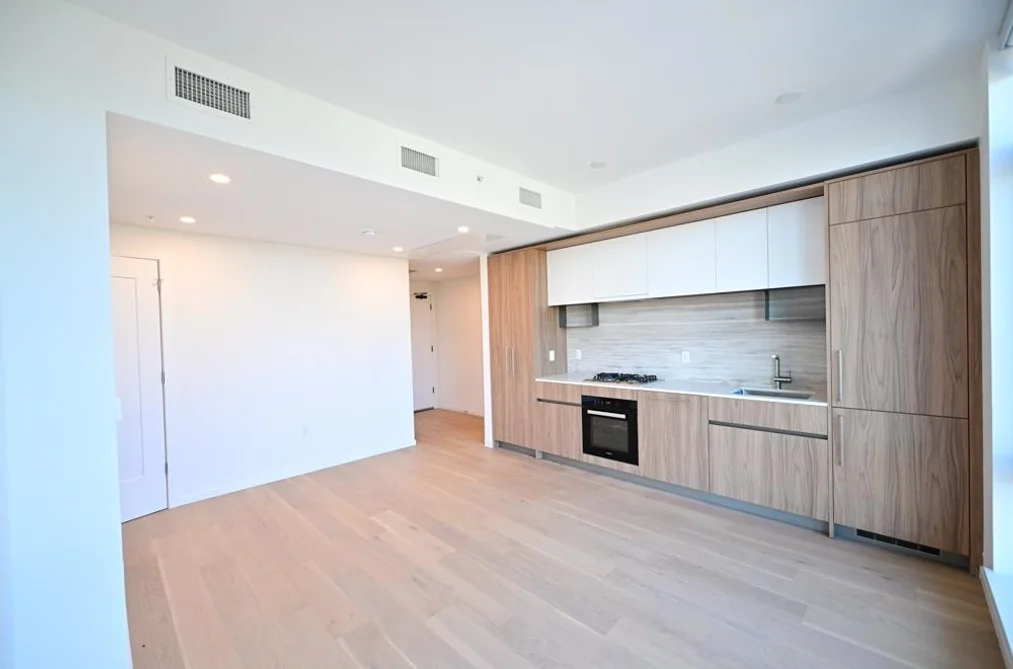 306 - 8486 Oak Street, Vancouver, BC - MLS: R3179333 - Photo 6 306 - 8486 Oak Street, Vancouver, BC - MLS: R3179333 - Photo 6