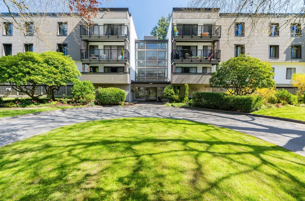 Condo for sale at 306 8880 No. 1 Road Richmond British Columbia - MLS: R3139750