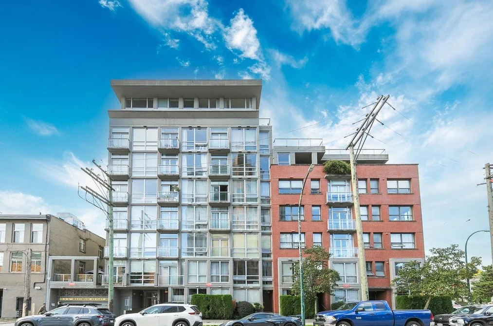 Condo for sale at 306 919 Station Street Vancouver British Columbia - MLS: R3170568