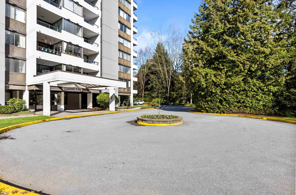 306 9521 CARDSTON COURT, Burnaby BC V3N 4R8, Burnaby BC — Residential for Sale - Photo 2