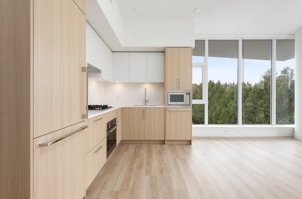 Condo for sale at 306 9675 King George Boulevard Surrey British Columbia - MLS: R3128627
