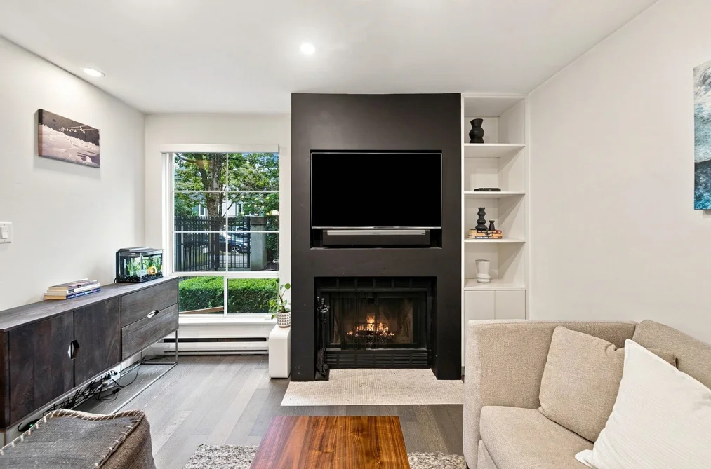 3062 Willow Street, Vancouver, BC - Townhouse for Sale - Photo 4 of 32