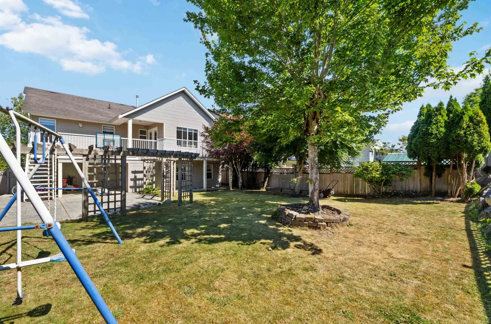 30626 CRESTVIEW AVENUE, Abbotsford BC V2T 6T5, Abbotsford BC — Residential for Sale - Photo 4