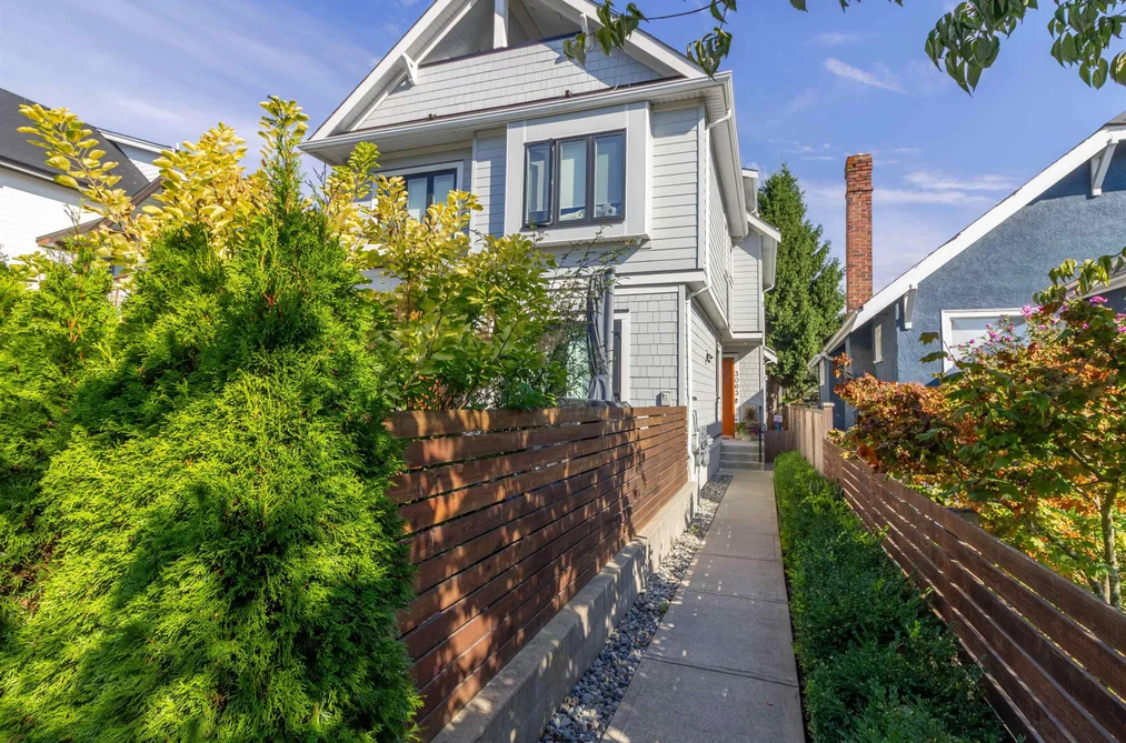 Half Duplex for sale at 3063 Graveley Street Vancouver British Columbia - MLS: R3162586