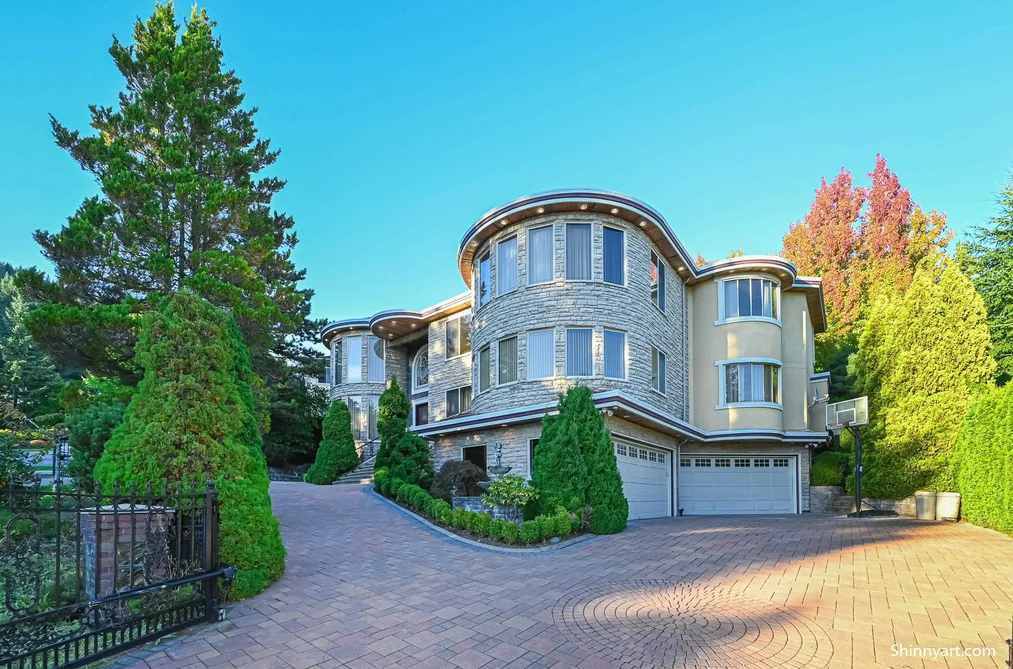 House for sale at 3063 Plateau Boulevard Coquitlam British Columbia - MLS: R3108382
