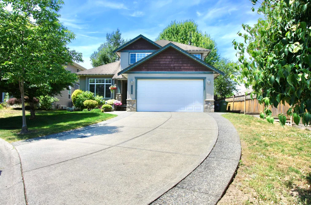 House for sale at 30688 Steelhead Court Abbotsford British Columbia - MLS: R3139890