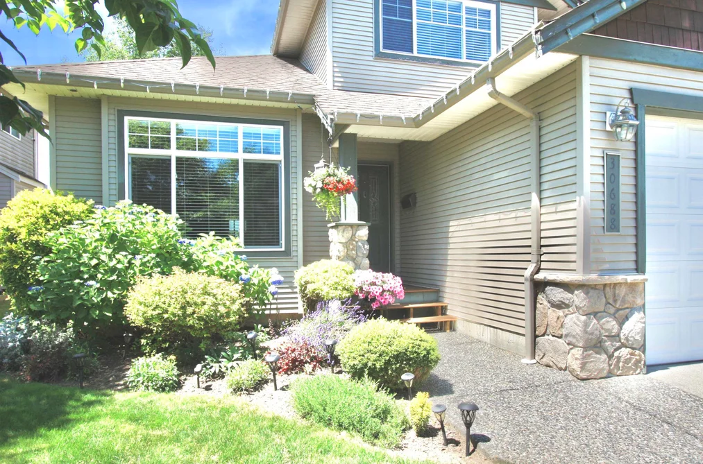 30688 STEELHEAD COURT, Abbotsford BC V2T 6V1, Abbotsford BC — Residential for Sale — Photo 2 of 40