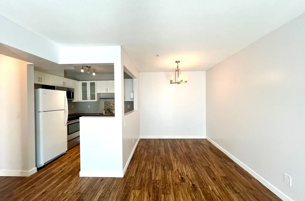 Condo for sale at 307 11671 Fraser Street Maple Ridge British Columbia - MLS: R3159367