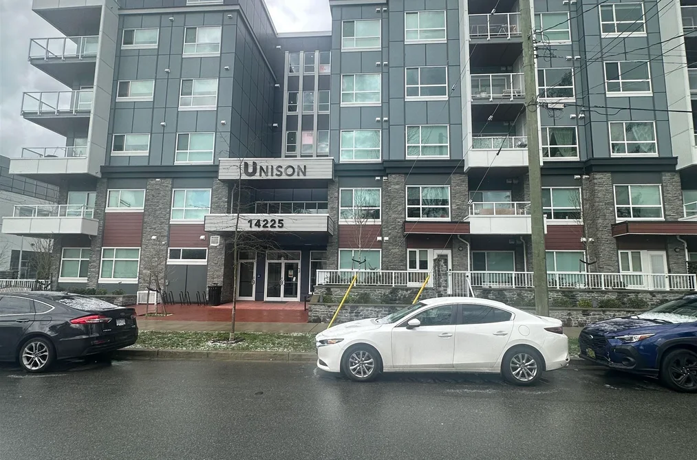 Condo for sale at 307 14225 103a Avenue Surrey British Columbia - MLS: R3150680