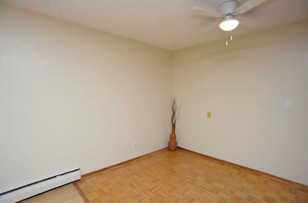 307 1444 MARTIN STREET, White Rock BC V4B 3W7, White Rock BC — Residential for Sale - Photo 6