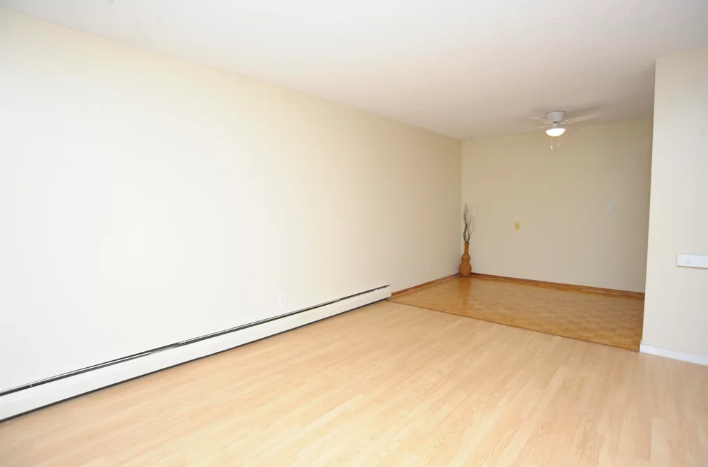 307 1444 MARTIN STREET, White Rock BC V4B 3W7, White Rock BC — Residential for Sale - Photo 7