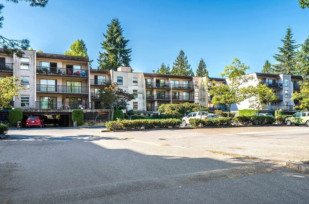 Condo for sale at 307 15268 100 Avenue Surrey British Columbia - MLS: R3158929
