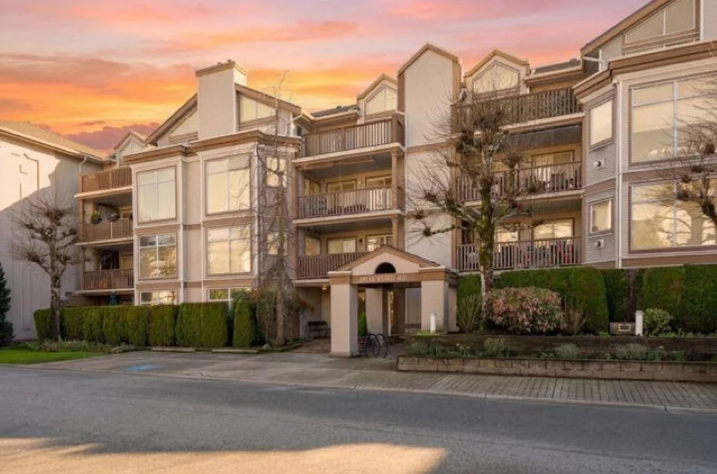 Condo for sale at 307 19131 Ford Road Pitt Meadows British Columbia - MLS: R3111872