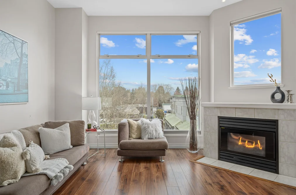 307 19131 FORD ROAD, Pitt Meadows BC V3Y 2R5, Pitt Meadows BC — Residential for Sale - Photo 2
