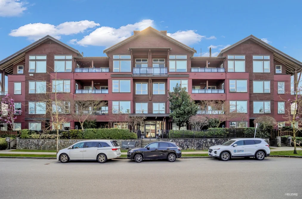 Condo for sale at 307 240 Salter Street New Westminster British Columbia - MLS: R3106183