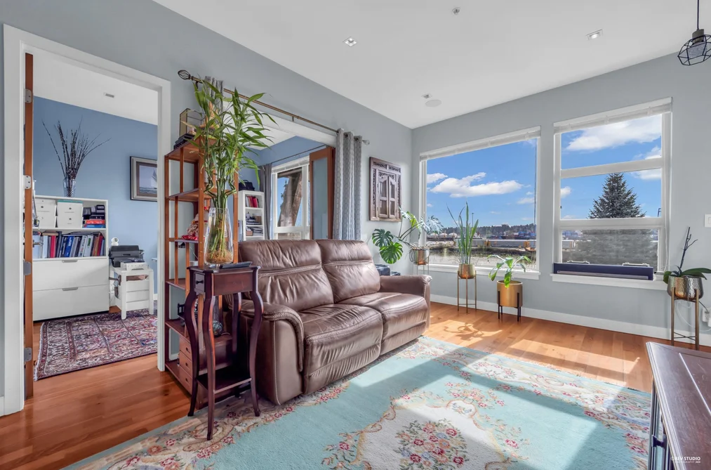 307 240 SALTER STREET, New Westminster BC V3M 0C1, New Westminster BC — Residential for Sale - Photo 4