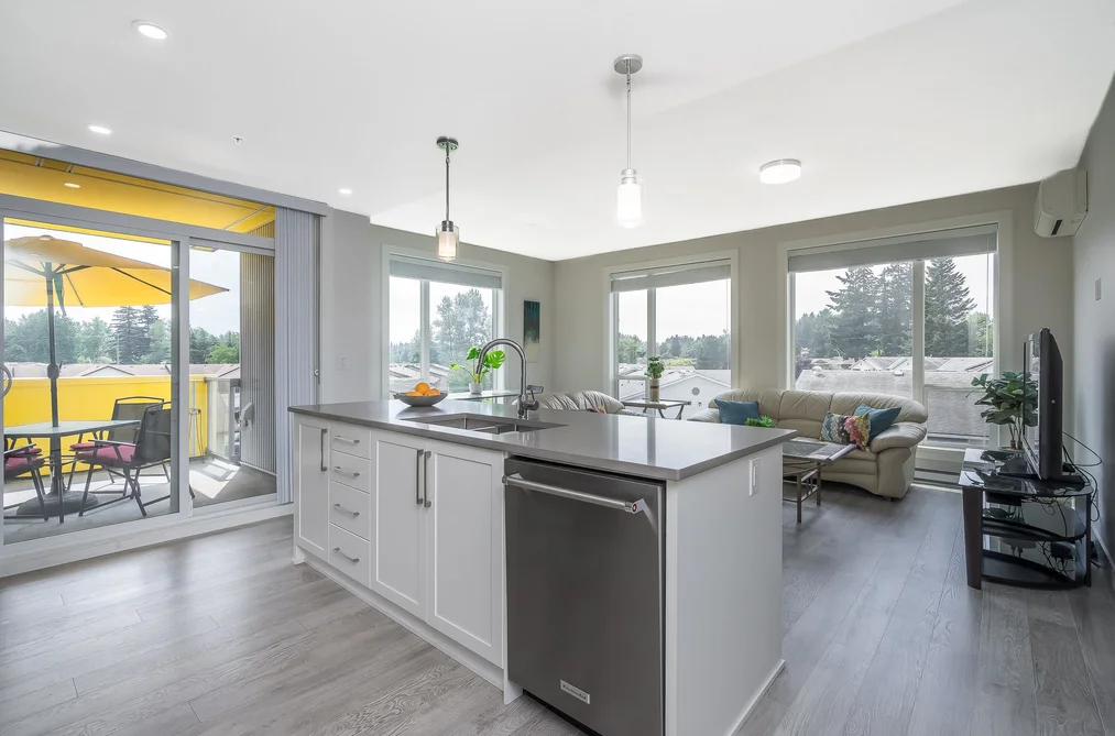 Condo for sale at 307 2555 Ware Street Abbotsford British Columbia - MLS: R3104180