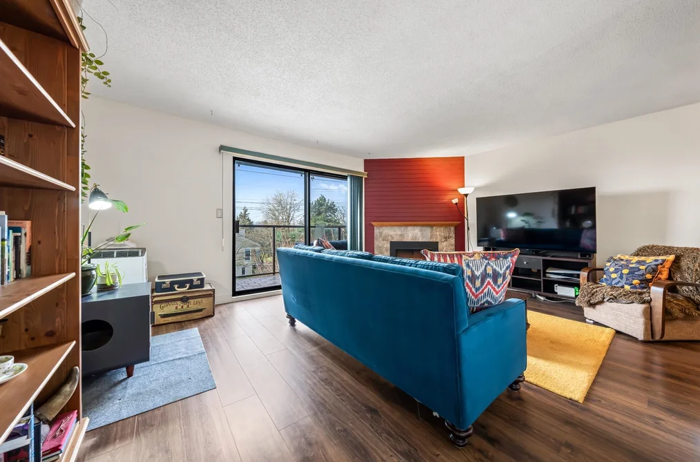 307 315 TENTH STREET, New Westminster BC V3M 3Y2, New Westminster BC — Residential for Sale - Photo 5
