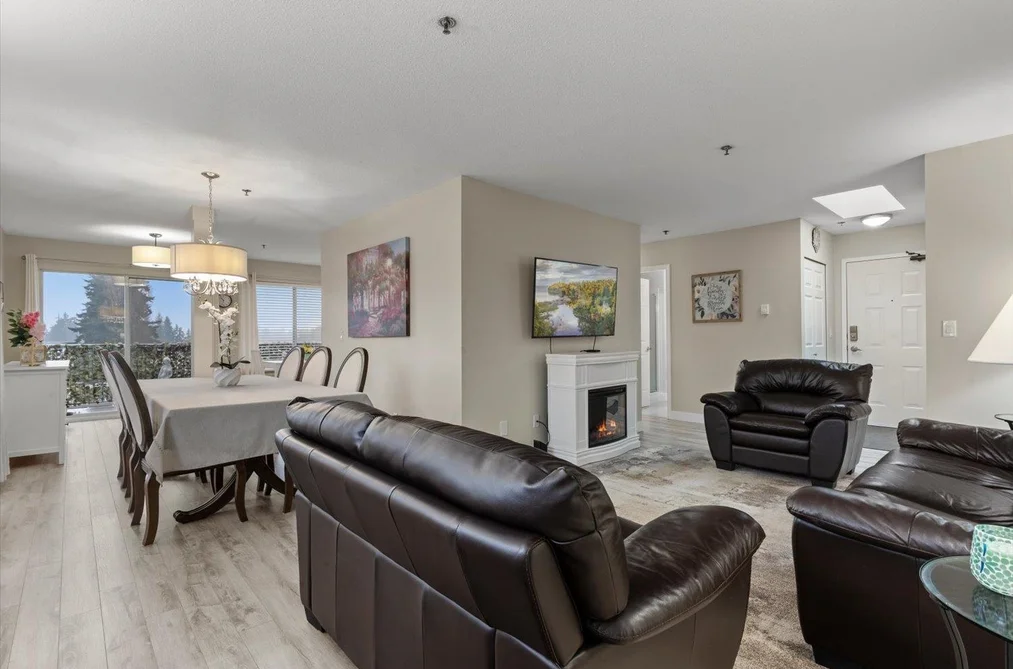 307 33535 KING ROAD, Abbotsford BC V2S 6Z5, Abbotsford BC — Residential for Sale - Photo 2