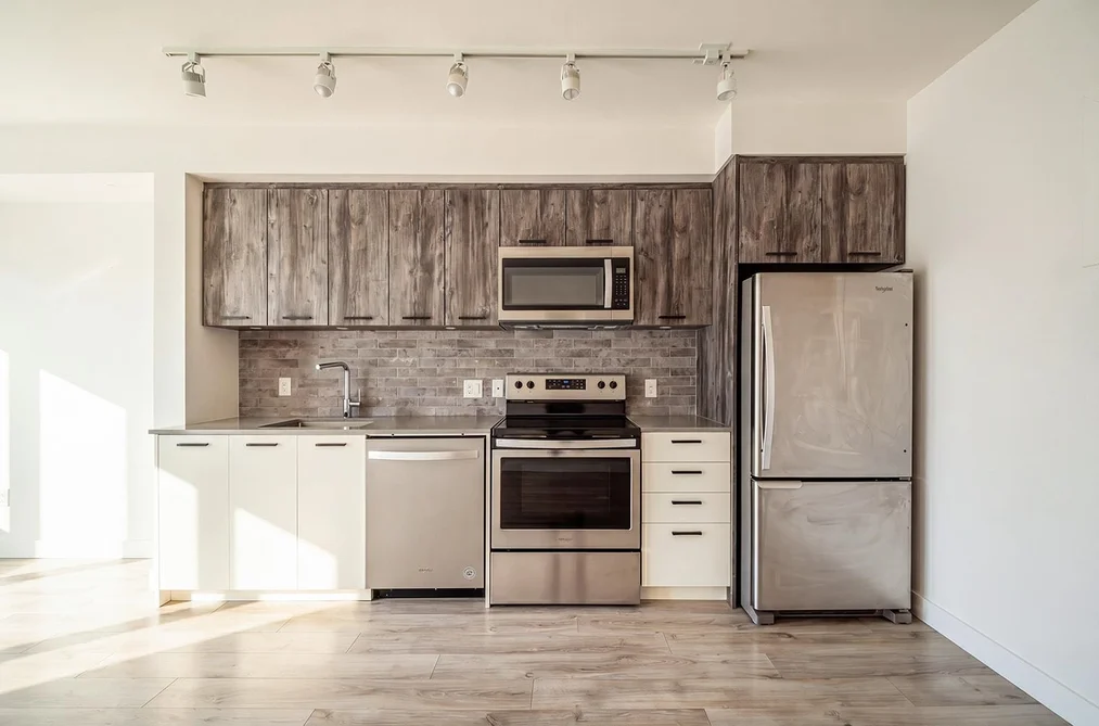 307 38013 THIRD AVENUE, Squamish BC V8B 0Z8, Squamish BC — Residential for Sale - Photo 3