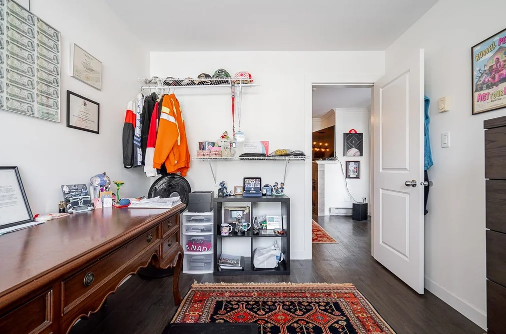 Condo for sale at 307 3939 Hastings Street Burnaby British Columbia - MLS: R3132111