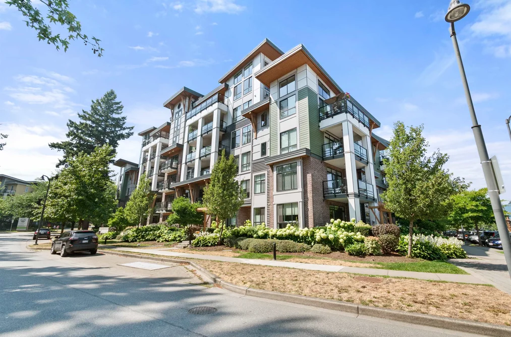 Condo for sale at 307 45510 Market Way Chilliwack British Columbia - MLS: R3154204