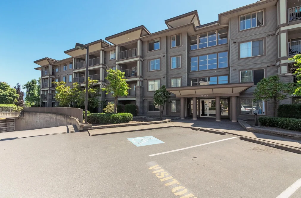 Condo for sale at 307 45555 Yale Road Chilliwack British Columbia - MLS: R3003744