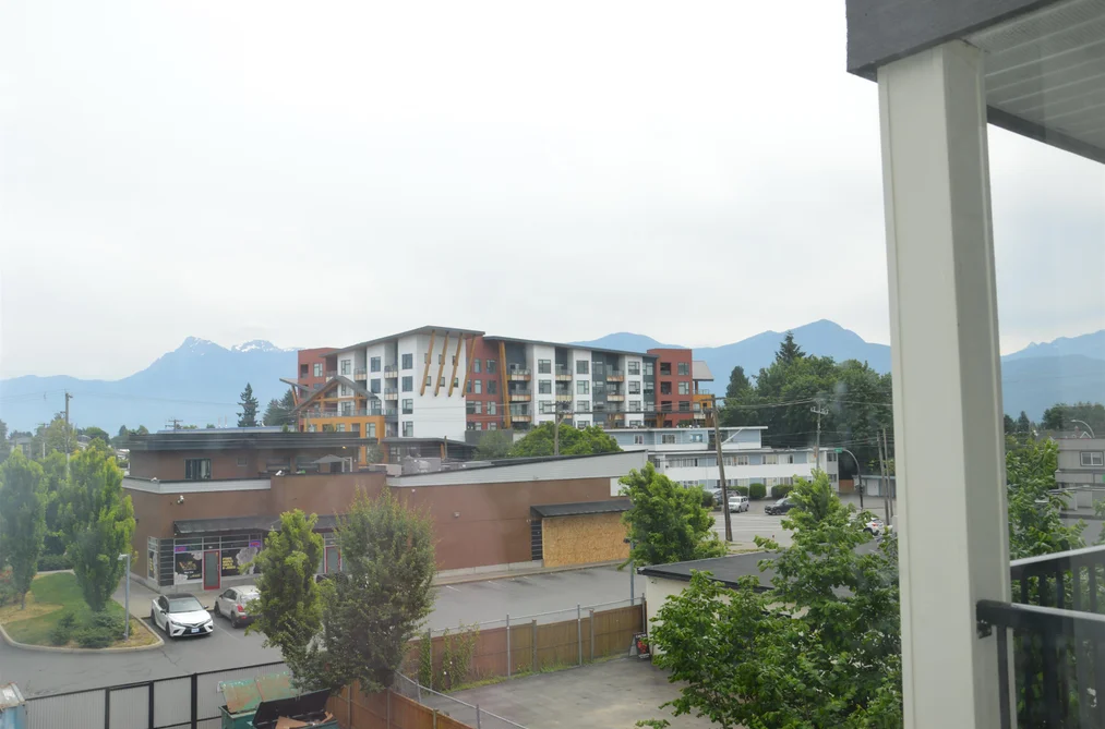 Condo for sale at 307 46289 Yale Road Chilliwack British Columbia - MLS: R3133386