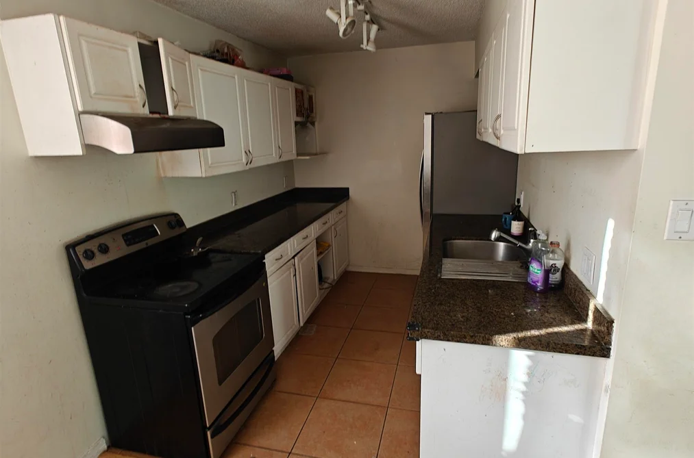 307 5645 BARKER AVENUE, Burnaby BC V5H 3Z5, Burnaby BC — Residential for Sale - Photo 3