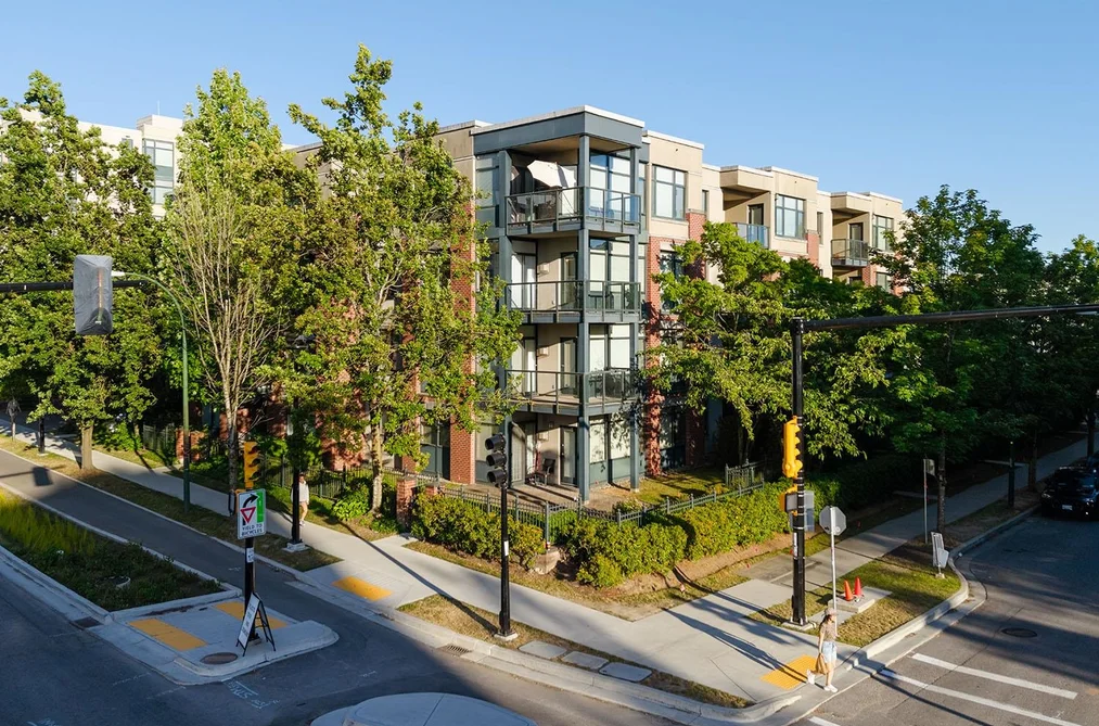 Condo for sale at 307 588 W 45th Avenue Vancouver British Columbia - MLS: R3139645