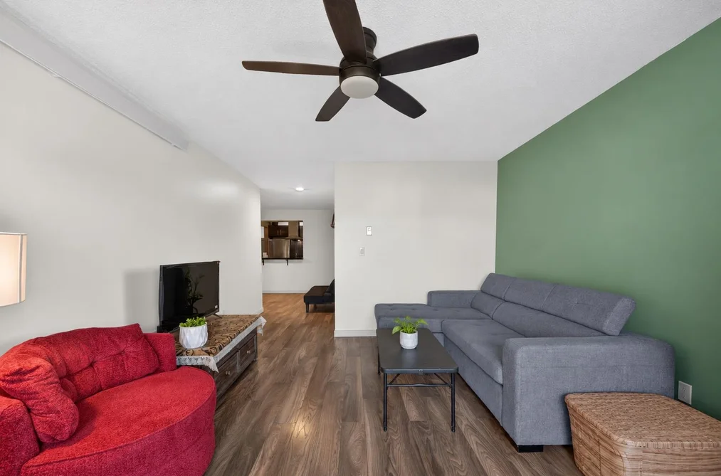 Condo for sale at 307 5906 176a Street Surrey British Columbia - MLS: R3168043