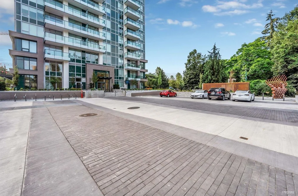 Condo for sale at 307 6463 Silver Avenue Burnaby British Columbia - MLS: R3119034