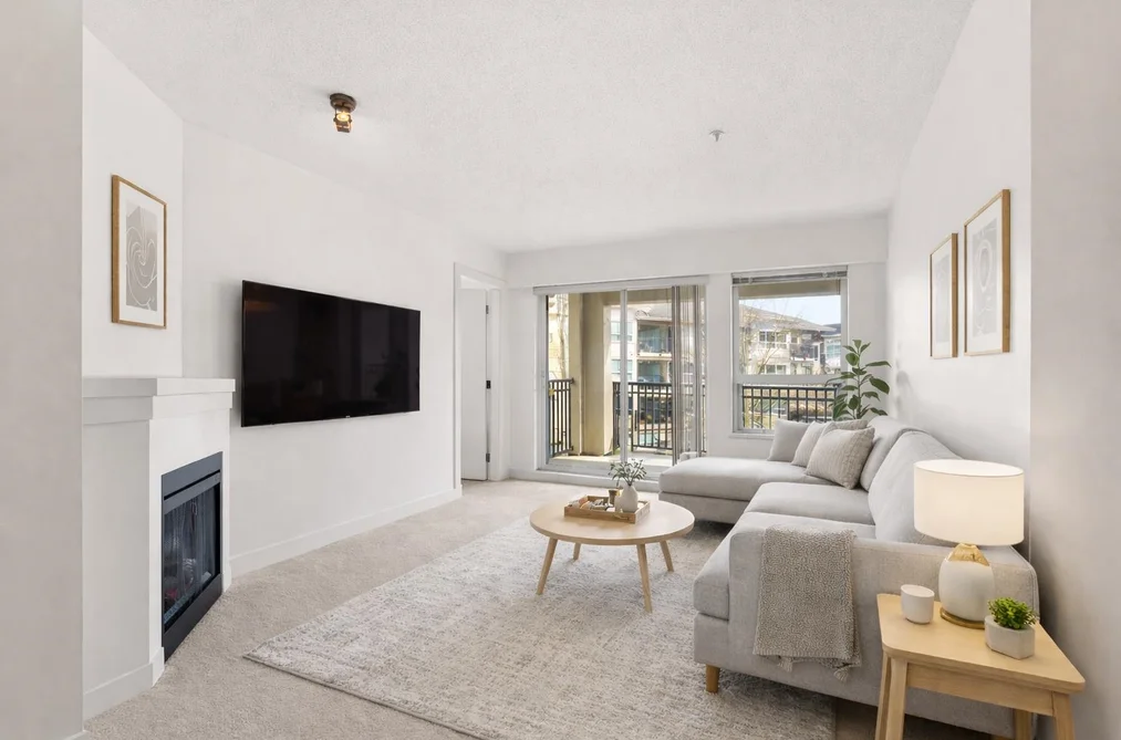 Condo for sale at 307 6828 Eckersley Road Richmond British Columbia - MLS: R3103517
