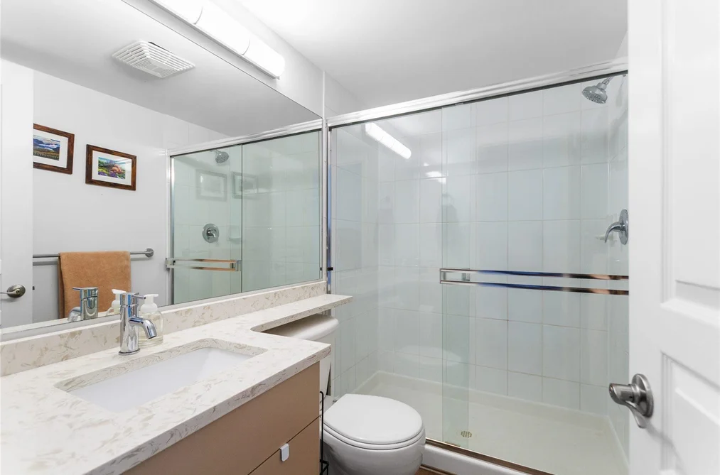 307 9298 UNIVERSITY CRESCENT, Burnaby BC V5A 4X8, Burnaby BC — Residential for Sale — Photo 16 of 21