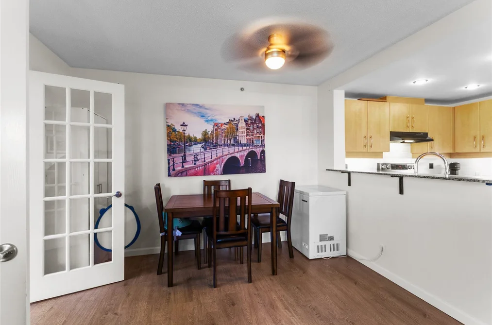 307 9298 UNIVERSITY CRESCENT, Burnaby BC V5A 4X8, Burnaby BC — Residential for Sale — Photo 9 of 21