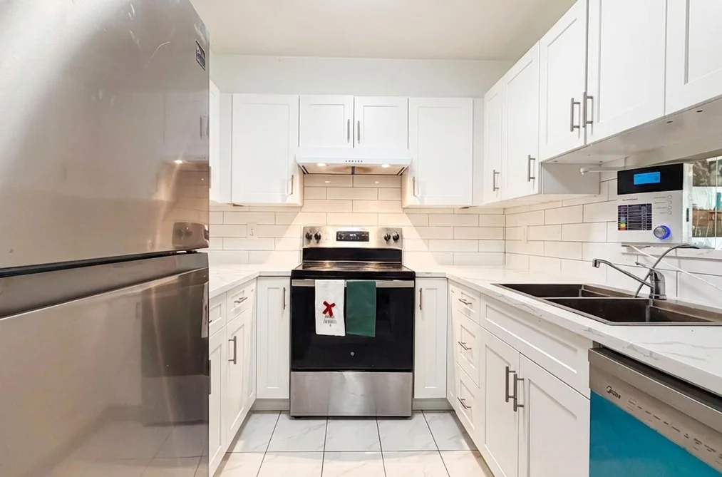 Condo for sale at 307 9942 151 Street Surrey British Columbia - MLS: R3120907