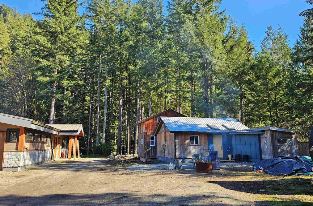 3070 MIDNIGHT WAY, Squamish BC V0N 1T0, Squamish BC — Residential for Sale - Photo 2