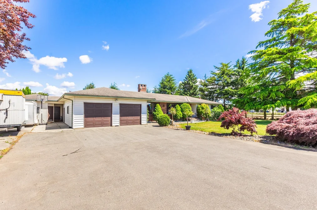 30751 0 AVENUE, Abbotsford BC V2T 6B2, Abbotsford BC — Residential for Sale - Photo 2