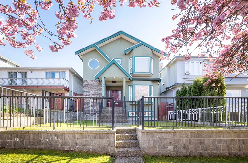 House for sale at 3076 E 27th Avenue Vancouver British Columbia - MLS: R3114280