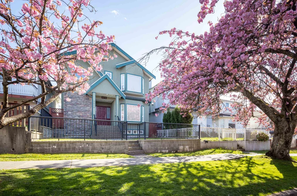 3076 E 27TH AVENUE, Vancouver BC V5R 1P2, Vancouver BC — Residential for Sale - Photo 2