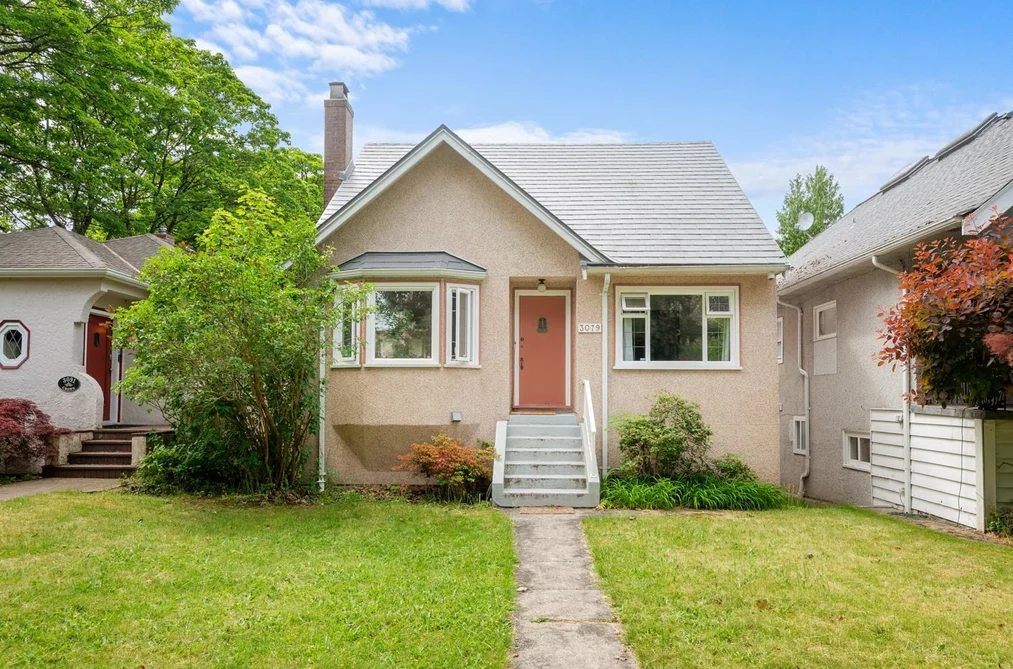 House for sale at 3079 Crown Street Vancouver British Columbia - MLS: R3137805