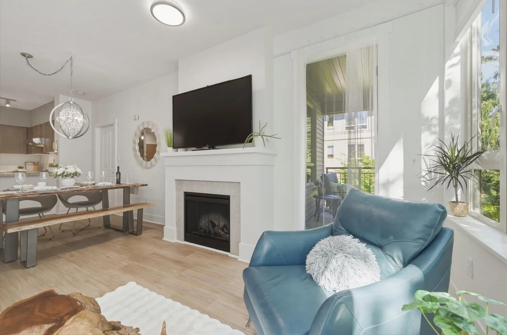 308 1111 E 27TH STREET, North Vancouver BC V7J 1S3, North Vancouver BC — Residential for Sale - Photo 2