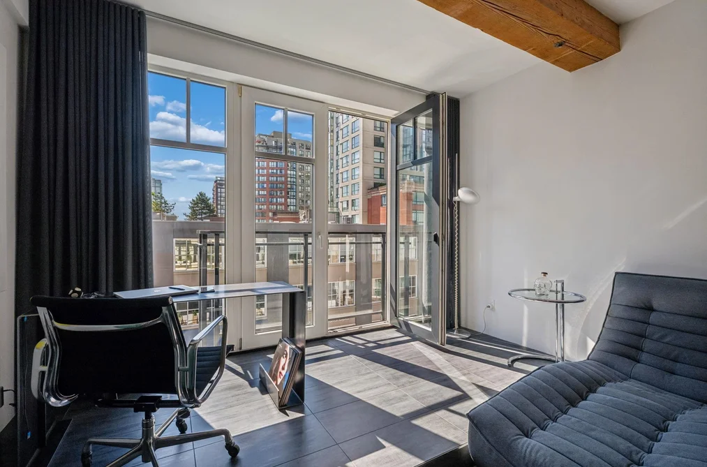 Condo for sale at 308 1275 Hamilton Street Vancouver British Columbia - MLS: R3130306