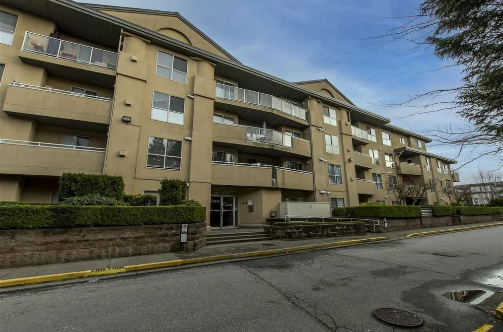 Condo for sale at 308 13780 76 Avenue Surrey British Columbia - MLS: R3098006