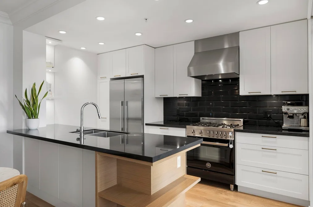 308 168 E 35TH AVENUE, Vancouver BC V5W 1A6, Vancouver BC — Residential for Sale - Photo 2