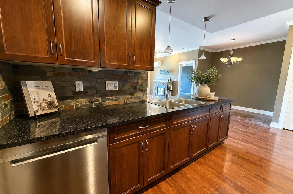 308 2068 SANDALWOOD CRESCENT, Abbotsford BC V2S 3H6, Abbotsford BC — Residential for Sale — Photo 6 of 25