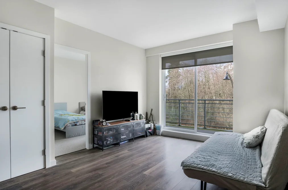 308 308 MORRISSEY ROAD, Port Moody BC V3H 0M2, Port Moody BC — Residential for Sale - Photo 2
