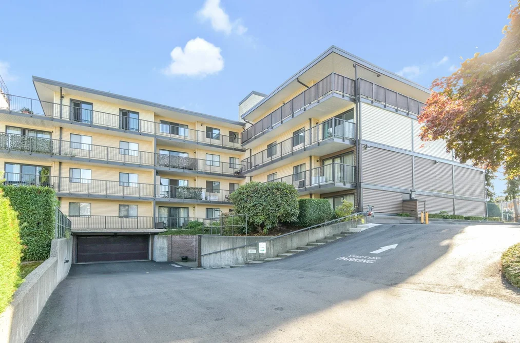Condo for sale at 308 32110 Tims Avenue Abbotsford British Columbia - MLS: R3160248