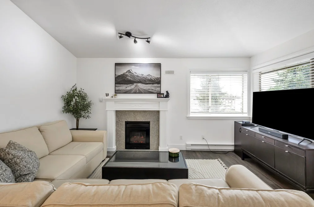 308 33675 MARSHALL ROAD, Abbotsford BC V2S 1L4, Abbotsford BC — Residential for Sale - Photo 2