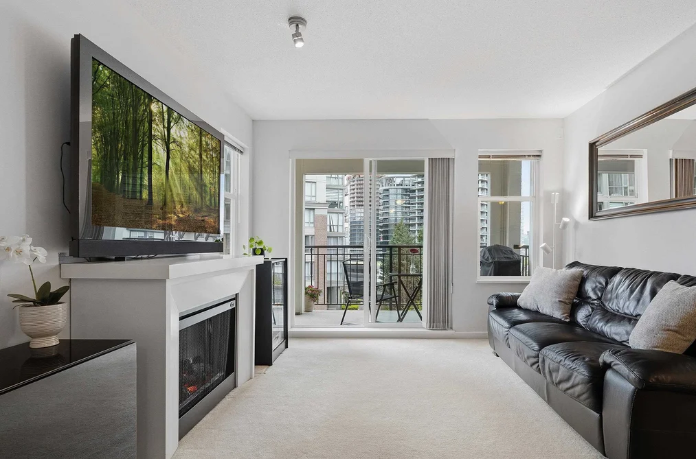 Condo for sale at 308 4833 Brentwood Drive Burnaby British Columbia - MLS: R3118896